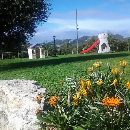 Ca'verdeselle 农家乐 Fermignano