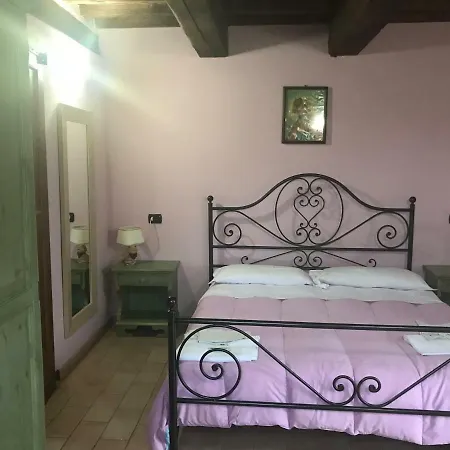 Ca'verdeselle Alloggio per agriturismo Fermignano