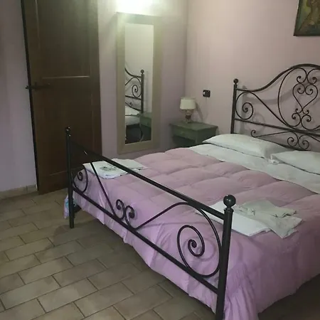 Ca'verdeselle Alloggio per agriturismo Fermignano