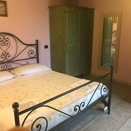 Ca'verdeselle Alloggio per agriturismo Fermignano